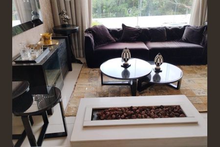 Casa à venda com 440m², 3 quartos e 3 vagas