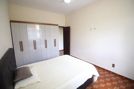 Quarto 1 de casa à venda com 3 quartos, 360m² em Novo Riacho, Contagem
