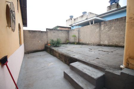 Casa à venda com 360m², 3 quartos e 2 vagasQuintal