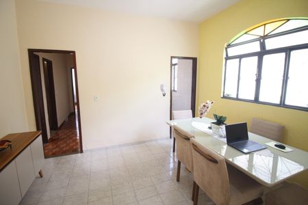 Copa de casa à venda com 3 quartos, 360m² em Novo Riacho, Contagem