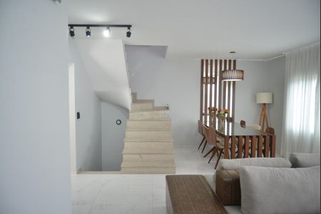 Casa à venda com 197m², 3 quartos e 3 vagasSala