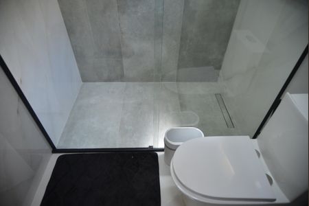 Casa à venda com 197m², 3 quartos e 3 vagasBanheiro da Suíte 2