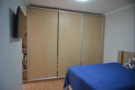 Casa à venda com 197m², 3 quartos e 3 vagasQuarto Suite 2