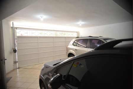 Casa à venda com 197m², 3 quartos e 3 vagasGaragem