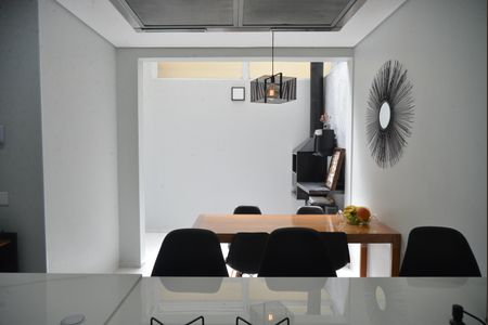 Casa à venda com 197m², 3 quartos e 3 vagasCozinha