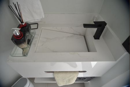 Casa à venda com 197m², 3 quartos e 3 vagasLavabo