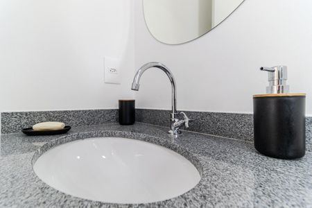 Apartamento para alugar com 24m², 1 quarto e sem vagaBanheiro da Suíte