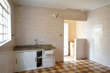 Casa à venda com 120m², 2 quartos e 2 vagasCozinha