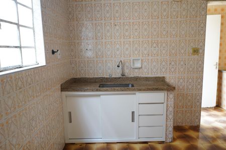 Casa à venda com 120m², 2 quartos e 2 vagasCozinha