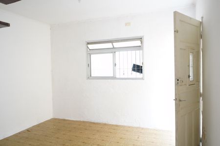 Casa à venda com 120m², 2 quartos e 2 vagasSala