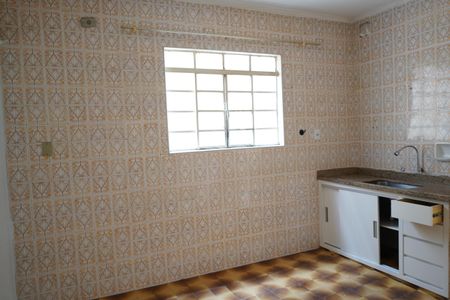 Casa à venda com 120m², 2 quartos e 2 vagasCozinha