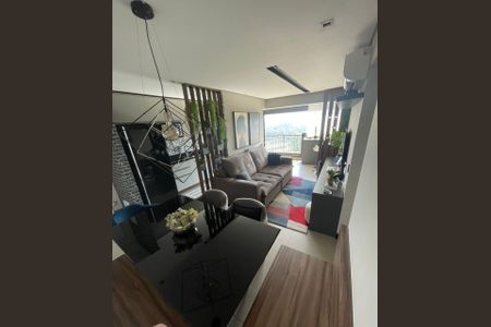 Apartamento à venda com 63m², 2 quartos e 1 vaga