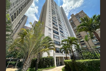 Apartamento à venda com 63m², 2 quartos e 1 vaga Apartamento à venda com 63m², 2 quartos e 1 vagaFachada