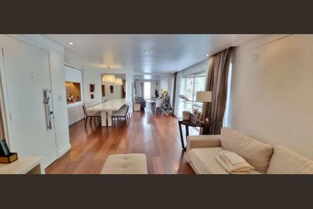 Apartamento para alugar com 140m², 4 quartos e 1 vaga