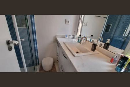 Apartamento para alugar com 140m², 4 quartos e 1 vaga