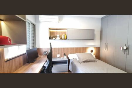 Apartamento para alugar com 4 quartos, 140m² em Aclimação, São Paulo