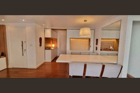 Apartamento para alugar com 4 quartos, 140m² em Aclimação, São Paulo