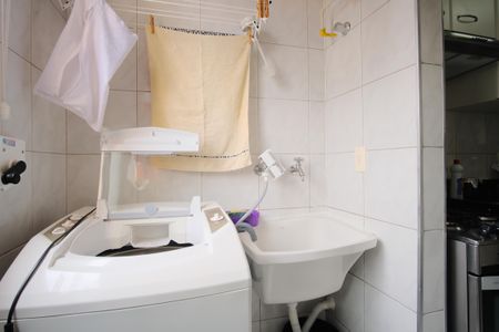 Apartamento à venda com 60m², 2 quartos e 1 vagaÁrea de Serviço