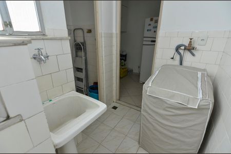 Apartamento à venda com 60m², 2 quartos e sem vaga Apartamento à venda com 60m², 2 quartos e sem vagaÁrea de Serviço