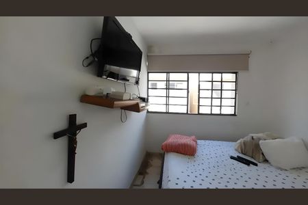 Casa para alugar com 4 quartos, 210m² em Jardim das Acacias, São Paulo