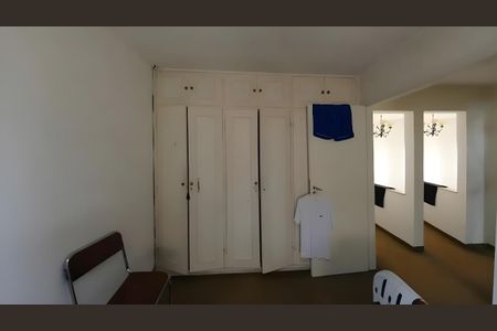 Casa para alugar com 4 quartos, 210m² em Jardim das Acacias, São Paulo