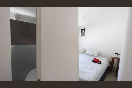 Casa para alugar com 4 quartos, 210m² em Jardim das Acacias, São Paulo