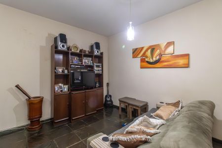 Casa à venda com 400m², 6 quartos e 8 vagasSala 2