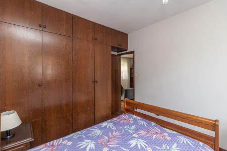 Casa à venda com 400m², 6 quartos e 8 vagasQuarto 1