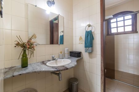 Casa à venda com 400m², 6 quartos e 8 vagasBanheiro 3