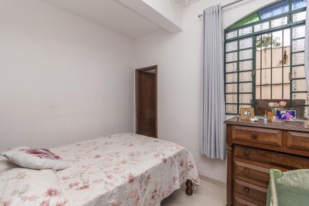 Casa à venda com 400m², 6 quartos e 8 vagasQuarto 6