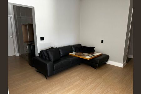 Casa de condomínio para alugar com 420m², 3 quartos e 4 vagasQuarto