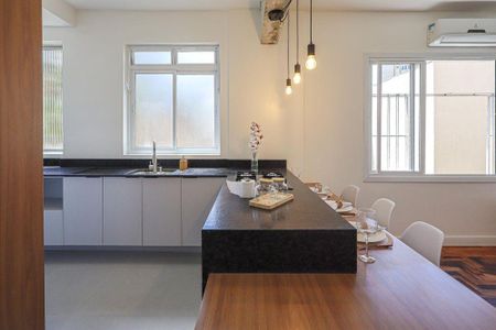 Cozinha  de apartamento para alugar com 2 quartos, 73m² em Centro Histórico, Porto Alegre