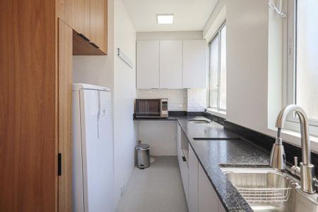 Cozinha  de apartamento para alugar com 2 quartos, 73m² em Centro Histórico, Porto Alegre