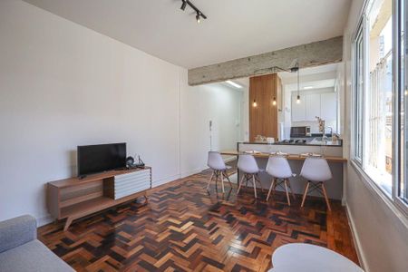 Sala  de apartamento para alugar com 2 quartos, 73m² em Centro Histórico, Porto Alegre
