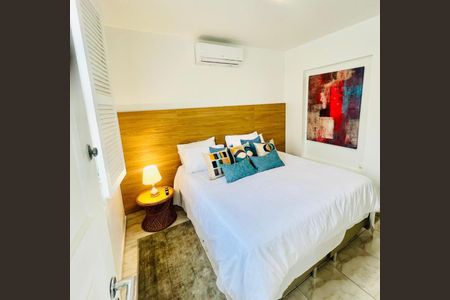 Casa para alugar com 5 quartos, 800m² em Recreio dos Bandeirantes, Rio de Janeiro