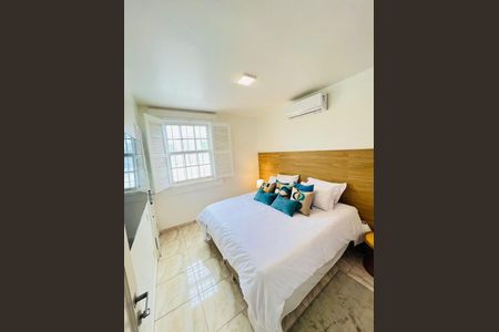 Casa para alugar com 5 quartos, 800m² em Recreio dos Bandeirantes, Rio de Janeiro