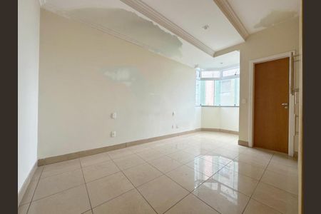 Apartamento à venda com 3 quartos, 85m² em Calafate, Belo Horizonte