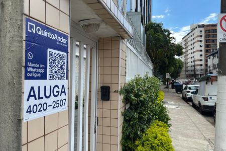 Casa para alugar com 75m², 2 quartos e sem vagaPlaca instalada