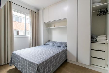 Quarto Suíte de kitnet/studio para alugar com 1 quarto, 43m² em Rebouças, Curitiba