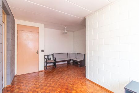 Sala de apartamento para alugar com 3 quartos, 70m² em Vila Nova, Porto Alegre