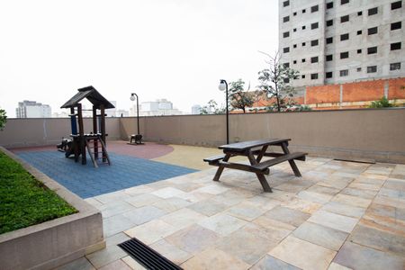 Apartamento para alugar com 54m², 2 quartos e 1 vaga Apartamento para alugar com 54m², 2 quartos e 1 vagaÁrea comum - Playground