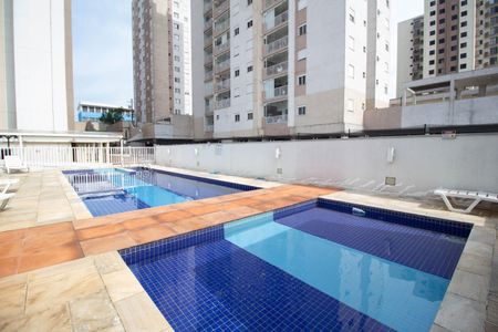 Apartamento para alugar com 54m², 2 quartos e 1 vaga Apartamento para alugar com 54m², 2 quartos e 1 vagaÁrea comum - Piscina