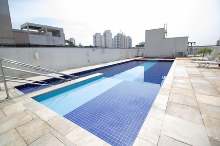 Apartamento para alugar com 54m², 2 quartos e 1 vaga Apartamento para alugar com 54m², 2 quartos e 1 vagaÁrea comum - Piscina