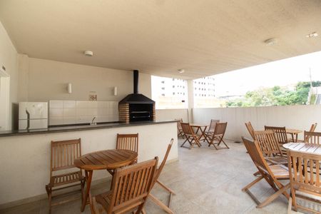 Apartamento para alugar com 54m², 2 quartos e 1 vaga Apartamento para alugar com 54m², 2 quartos e 1 vagaÁrea comum - Churrasqueira