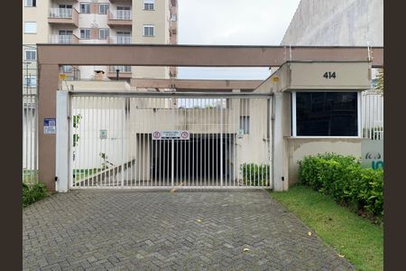 Apartamento à venda com 48m², 2 quartos e 1 vaga Apartamento à venda com 48m², 2 quartos e 1 vagaFachada + Plaquinha