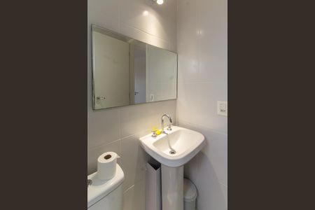 Apartamento à venda com 48m², 2 quartos e 1 vaga Apartamento à venda com 48m², 2 quartos e 1 vagaBanheiro