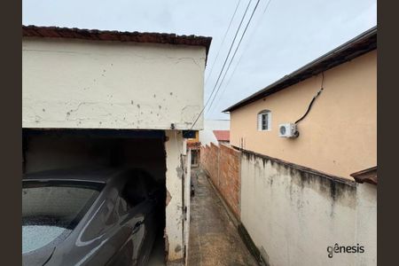 Casa à venda com 144m², 5 quartos e 2 vagas