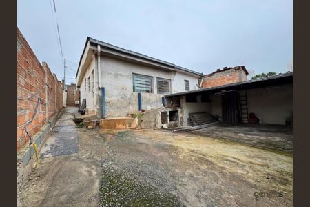 Casa à venda com 144m², 5 quartos e 2 vagas