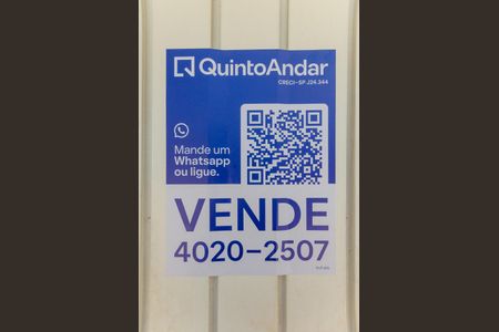 Casa à venda com 190m², 4 quartos e 2 vagas Casa à venda com 190m², 4 quartos e 2 vagasPlaca
