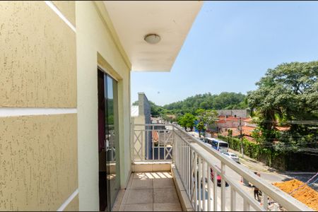 Casa à venda com 190m², 4 quartos e 2 vagas Casa à venda com 190m², 4 quartos e 2 vagasQuarto 1 - Sacada